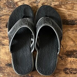 Black & Gray Thong Sandals